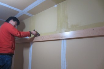 クロス施工中 ce9aea919ad7a847dd64e557d47196e2